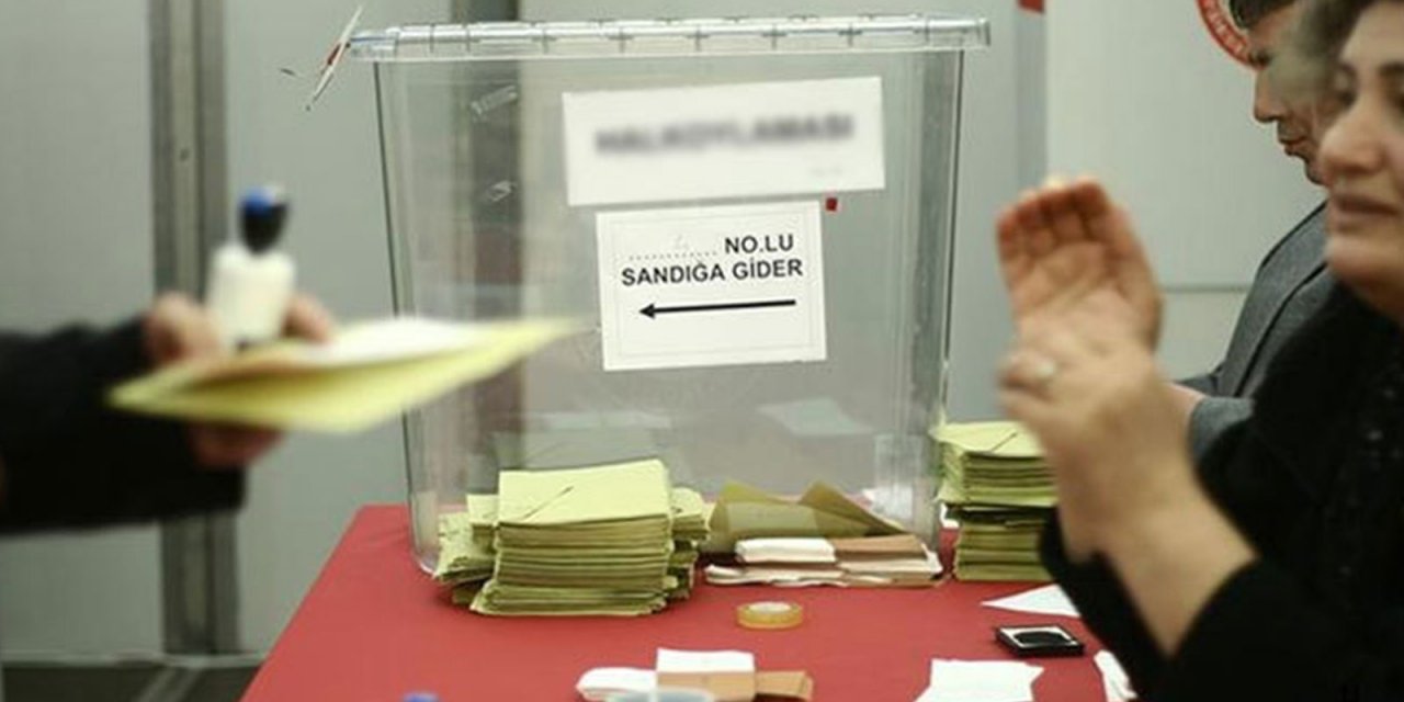 Ertuğrul Özkök: 9 Nisan günü YSK'ya verilecek listelerde 'davasını satabilecek' kaç dönek olacak?