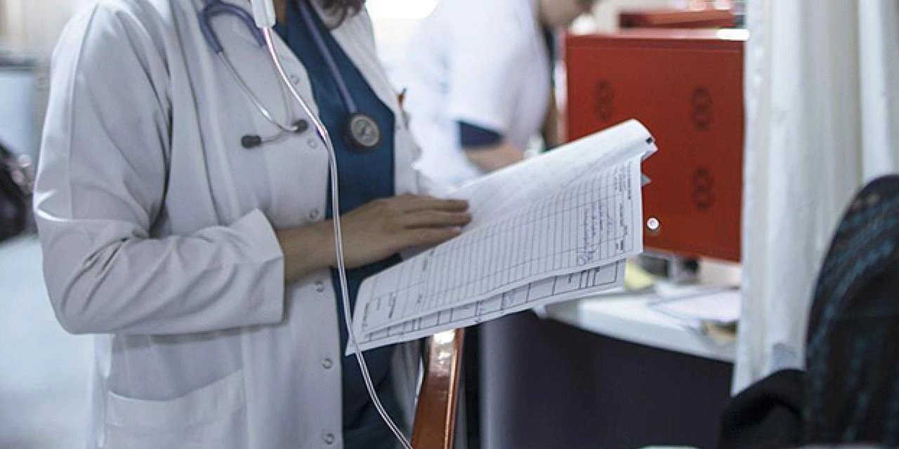 TTB: 3 ayda 700 doktor, yurt dışına gitmek için belge istedi