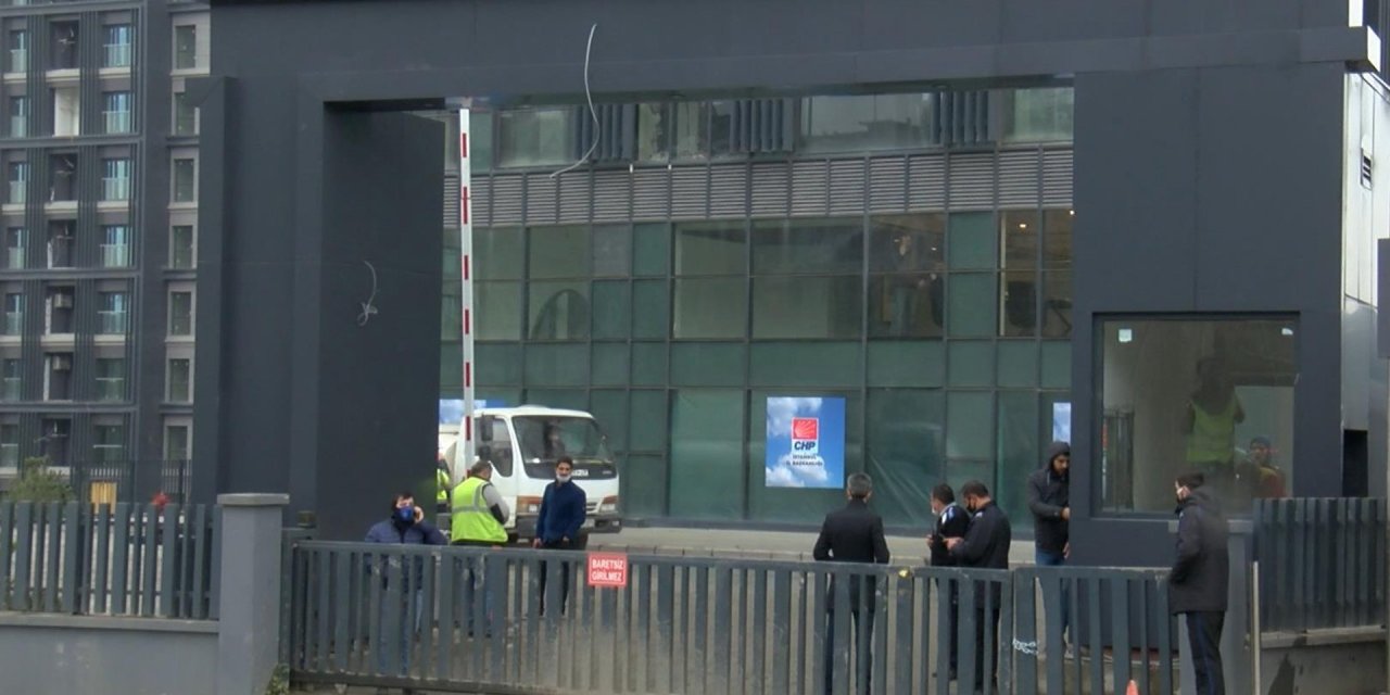 Kaftancıoğlu açıkladı: CHP İstanbul İl Başkanlığı'na silahlı saldırı!