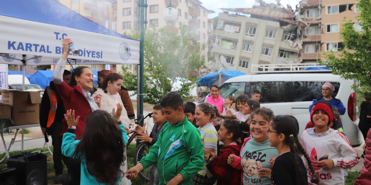 KARTAL BELEDİYESİ DEPREMZEDE ÇOCUKLARA UMUT OLUYOR