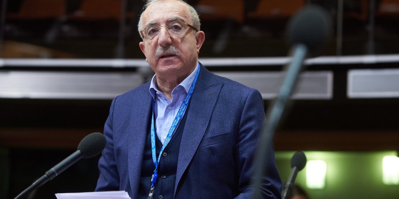 AKP’li Miroğlu: Türkiye laiktir laik kalacak sloganına gel de dönme