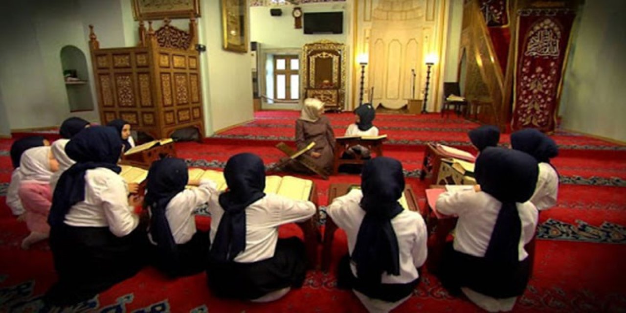 Diyanet "yüz yüze eğitime" devam dedi... Kuran kursları devam ediyor...