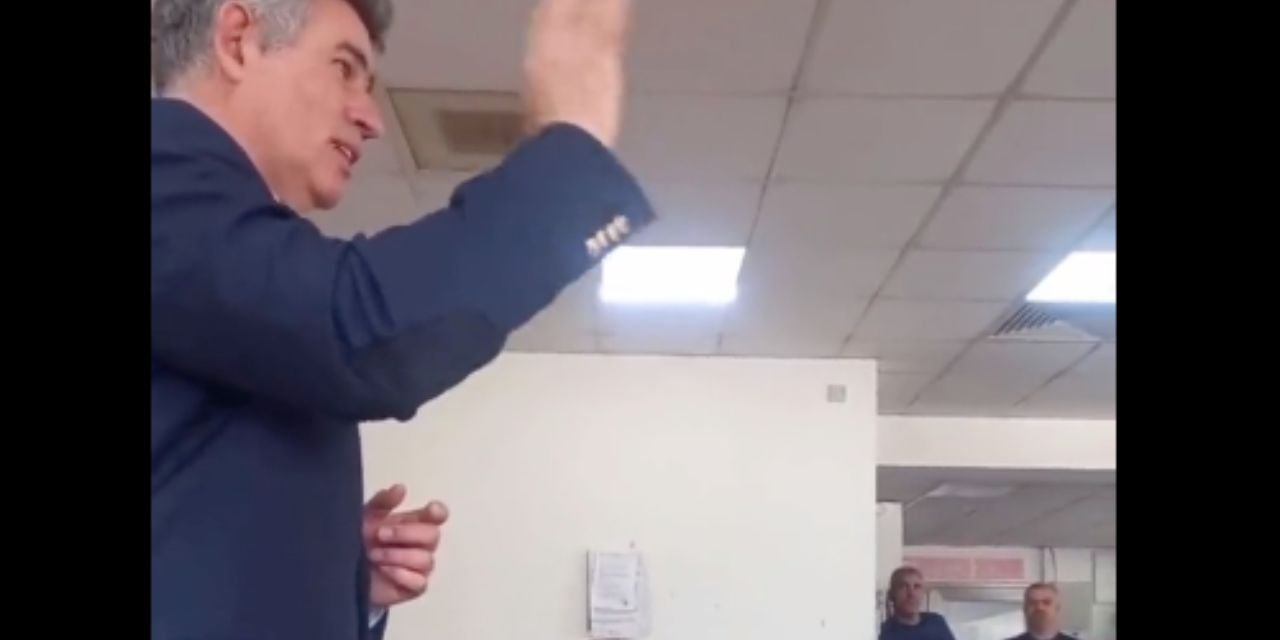 Metin Feyzioğlu Kuzey Kıbrıs’ta Lefkoşa Büyükelçisi sıfatıyla muhalefeti eleştirdi