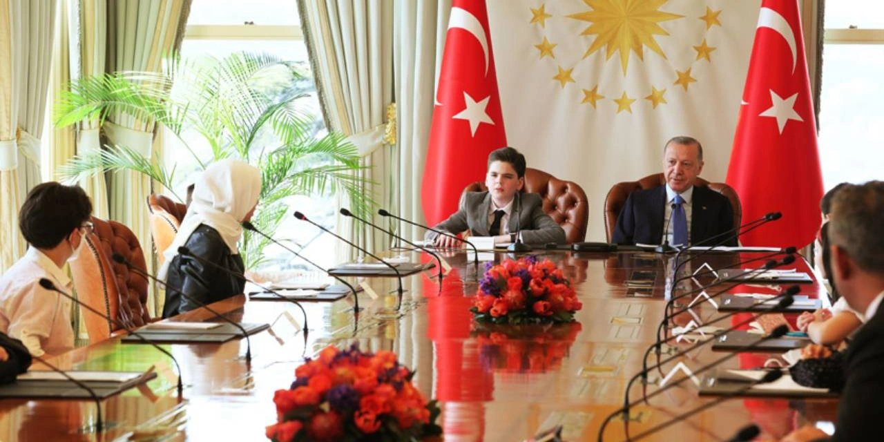 Geleneği AKP bozdu: Teamülleri değiştiren Erdoğan, çocukları makamında istemiyor