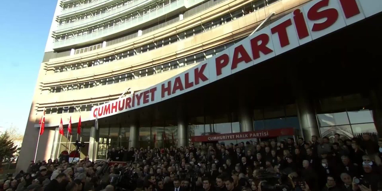 CHP, göç eden depremzedeleri sandığa taşıyacak: İl başkanlıklarımıza başvurun