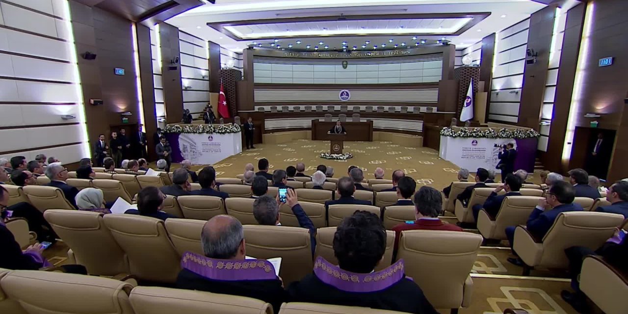 AYM Başkanı Arslan: Kararlara imza atanları hedef alan ithamların faydası yok