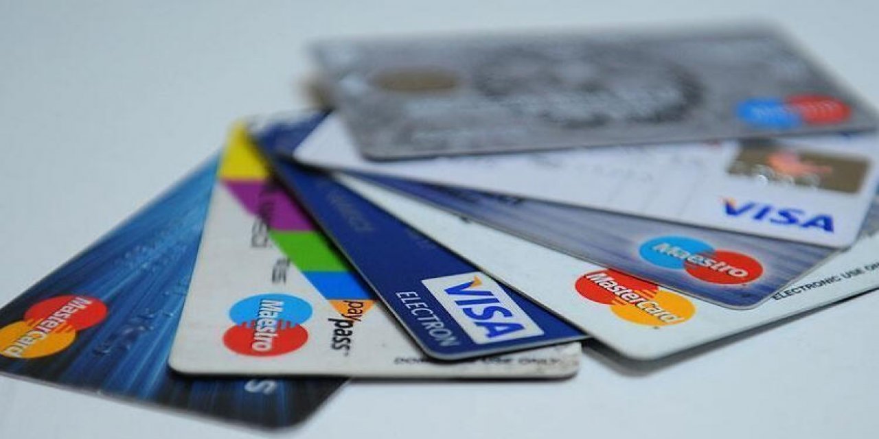 Kredi kartı sahipleri dikkat! Ticaret Bakanlığı'ndan kart aidatlarıyla ilgili flaş uyarı!