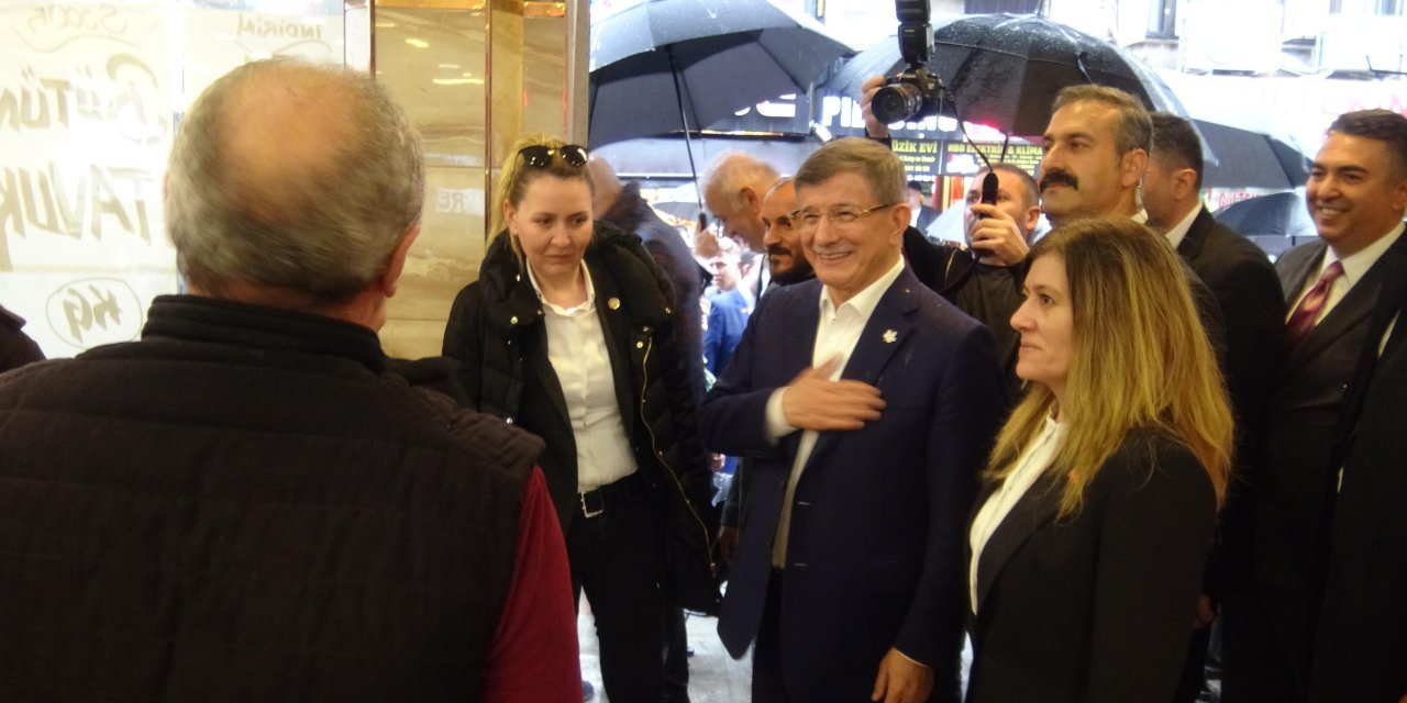 Davutoğlu: İktidar kutuplaştırmak istedi, biz birleştirmek istiyoruz