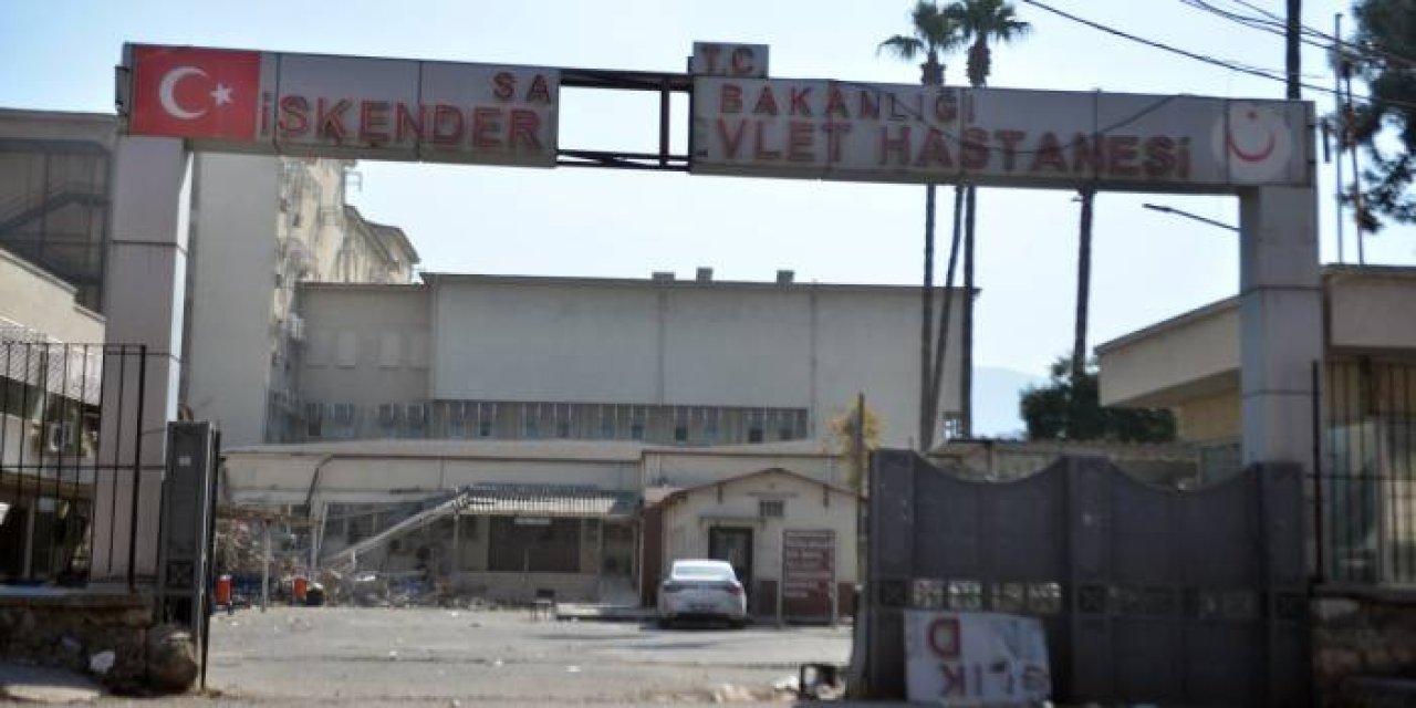 İskenderun Devlet Hastanesi’nin yıkılacak halde olduğundan Sağlık Bakanlığı’nın haberi varmış