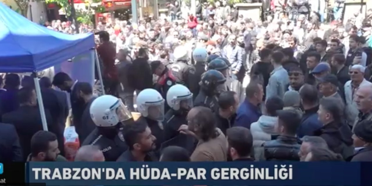 Trabzon'da HÜDA PAR standını çevik kuvvet koruyor