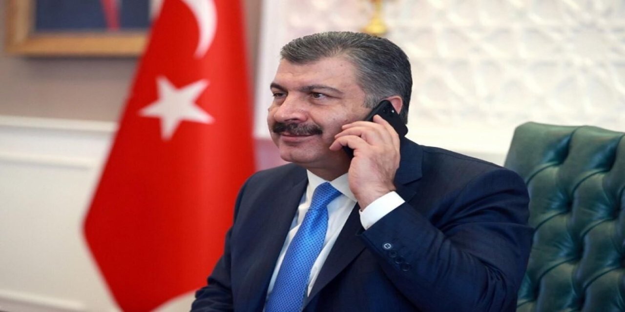 Fahrettin Koca sosyal medyadan 'biz evdeyiz' paylaşımı istedi