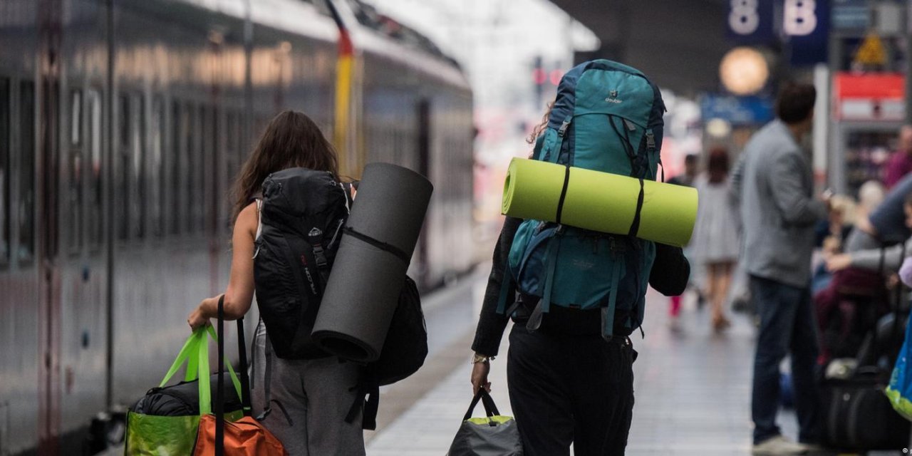 Türk gençlerden AB'de bedava bilete yoğun ilgi