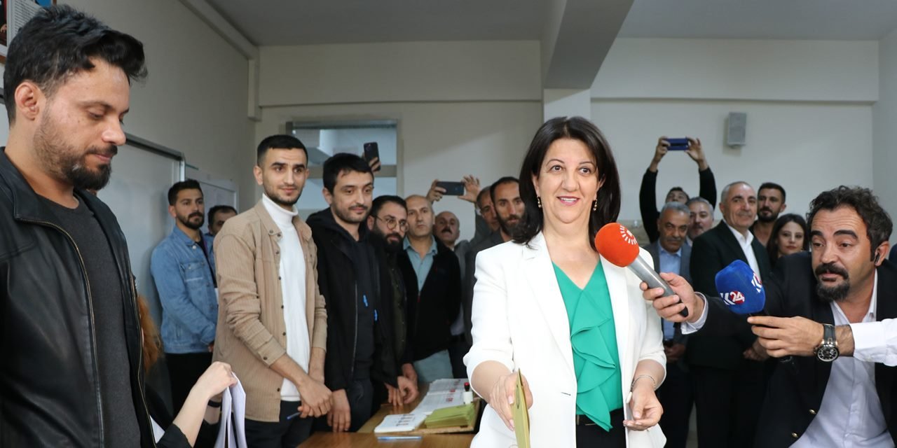 Van'da oy kullanan Buldan: Değişim ve dönüşüm artık kaçınılmaz