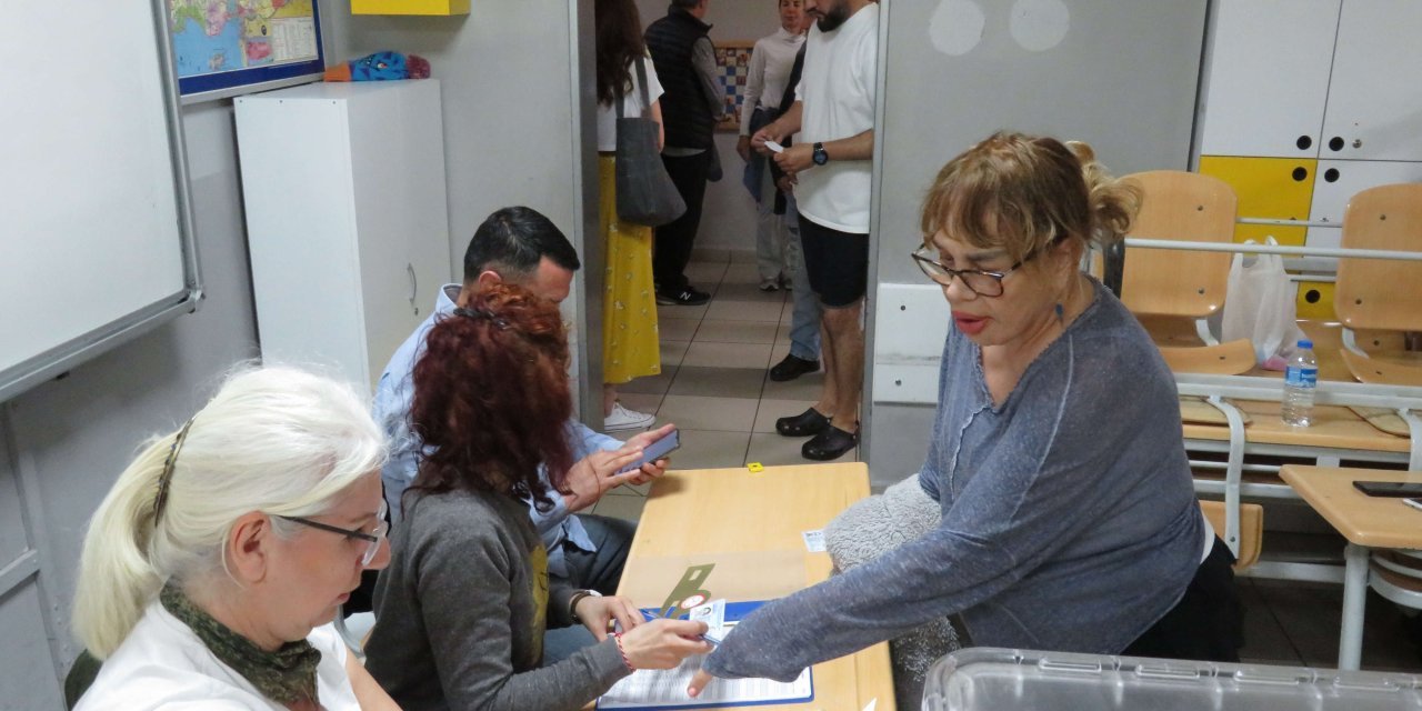 Sezen Aksu oyunu kullandı: Vatana millete hayırlı olsun, hep öyle denir ben de öyle diyeyim. Gerçekten öyle olsun