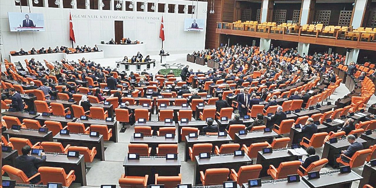 Cumhur İttifakı ile vekil oldular: Meclis şaibeli isimlerle doldu