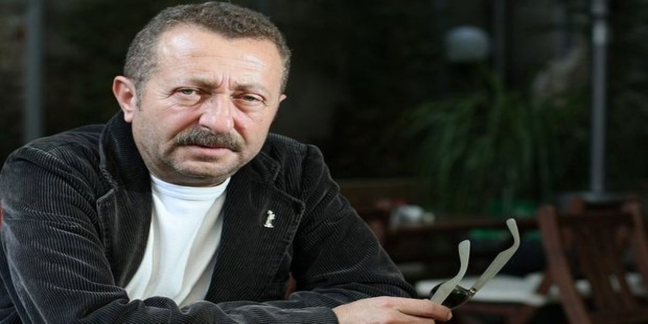 Oyuncu Erkan Can '9 bin dolar' dolandırıldı: 'Uykuluydum bankadan arandığıma inandım'