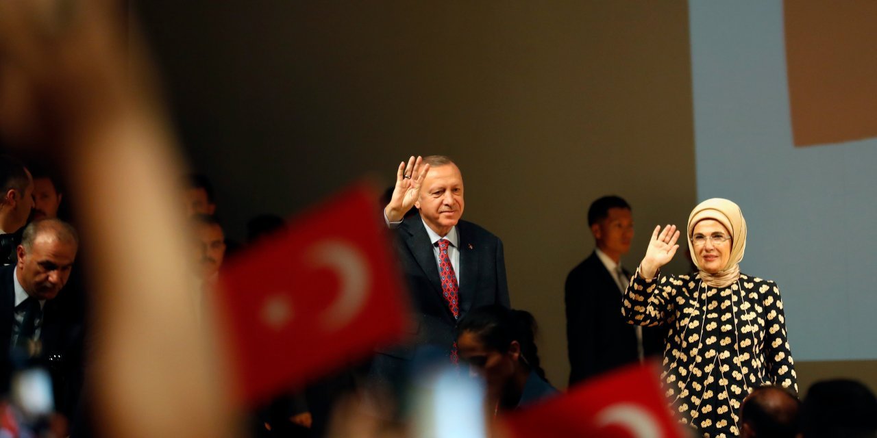 Erdoğan'dan yurtdışı seçmene çağrı: Rekor bir katılımla sandıkları patlattınız