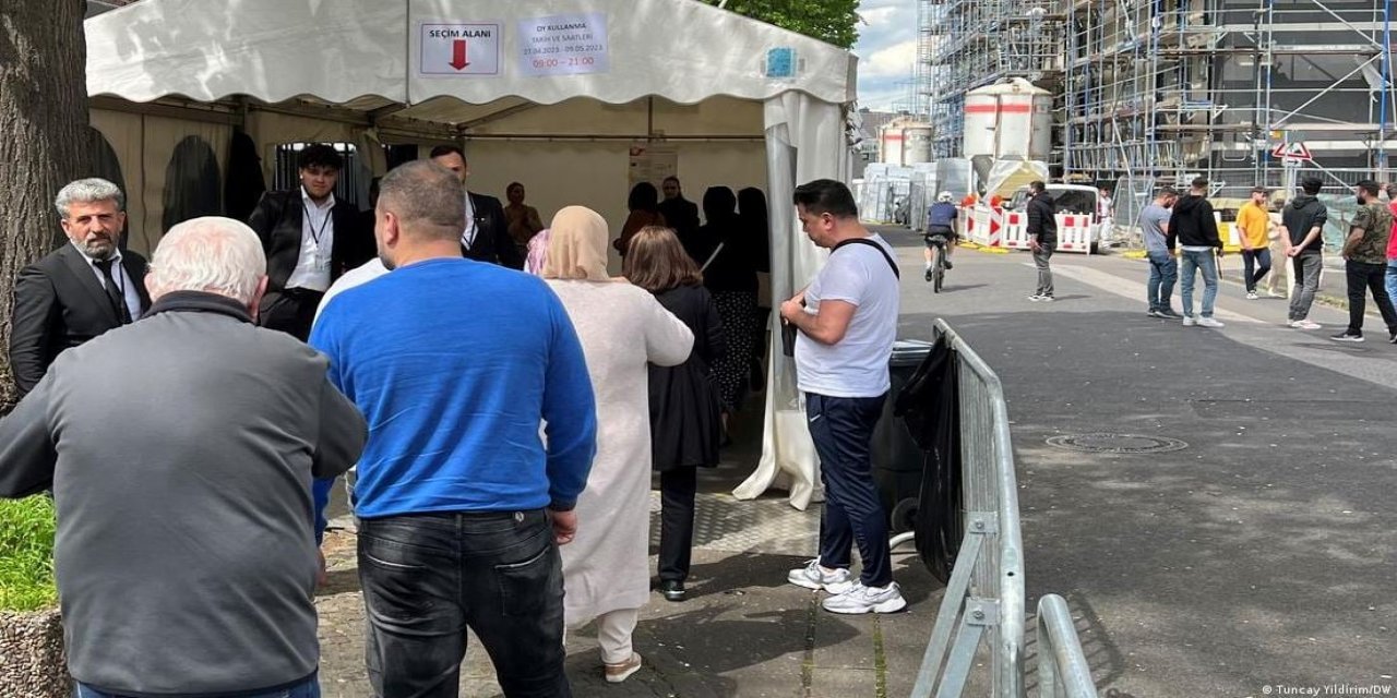 Almanya'daki Türk seçmen neden yine Erdoğan'ı seçti?