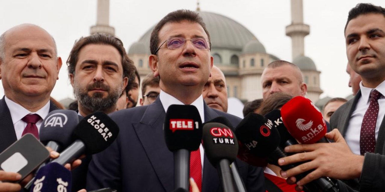 Ekrem İmamoğlu’ndan ‘Milli Bayramları Sıradanlaştırma’ Tepkisi: Bizim Koyduğumuz Çelenklerin Korsan Olduğunu Biliyor Musunuz?