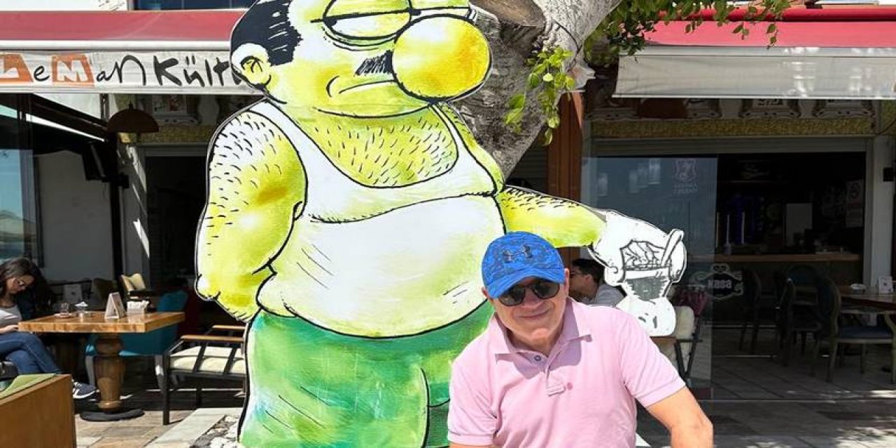 Ertuğrul Özkök: Halkını anlamayan adam "Kıllanan Adam" heykeli önünde ne düşünür?