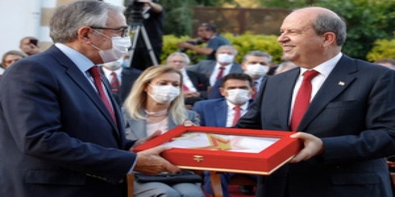 Fahrettin Altun hakkındaki haberi paylaşan emekli gazeteciye  soruşturma 