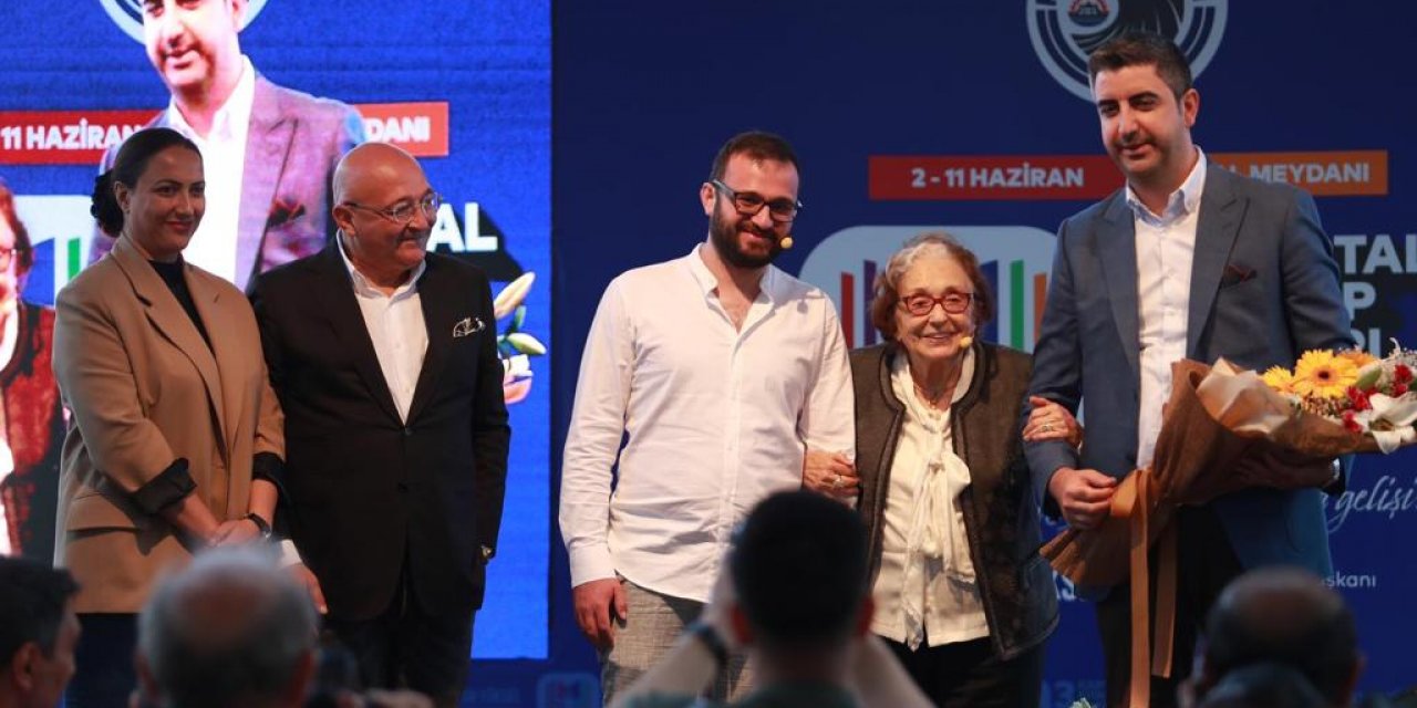 3. Kartal Kitap Fuarı’nda Yazar Gülten Dayıoğlu’na Onur Ödülü