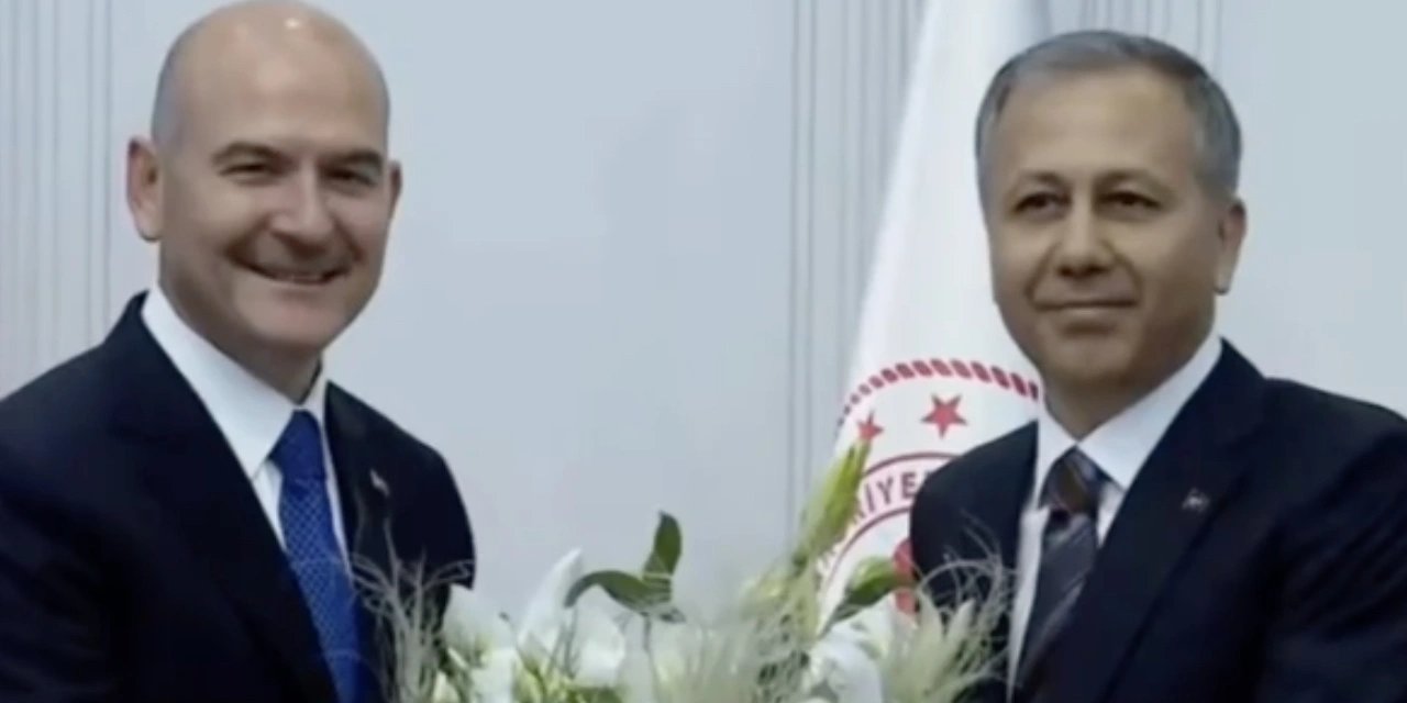 İçişleri Bakanlığı'nda devir teslim töreni: Soylu ne hediye etti?