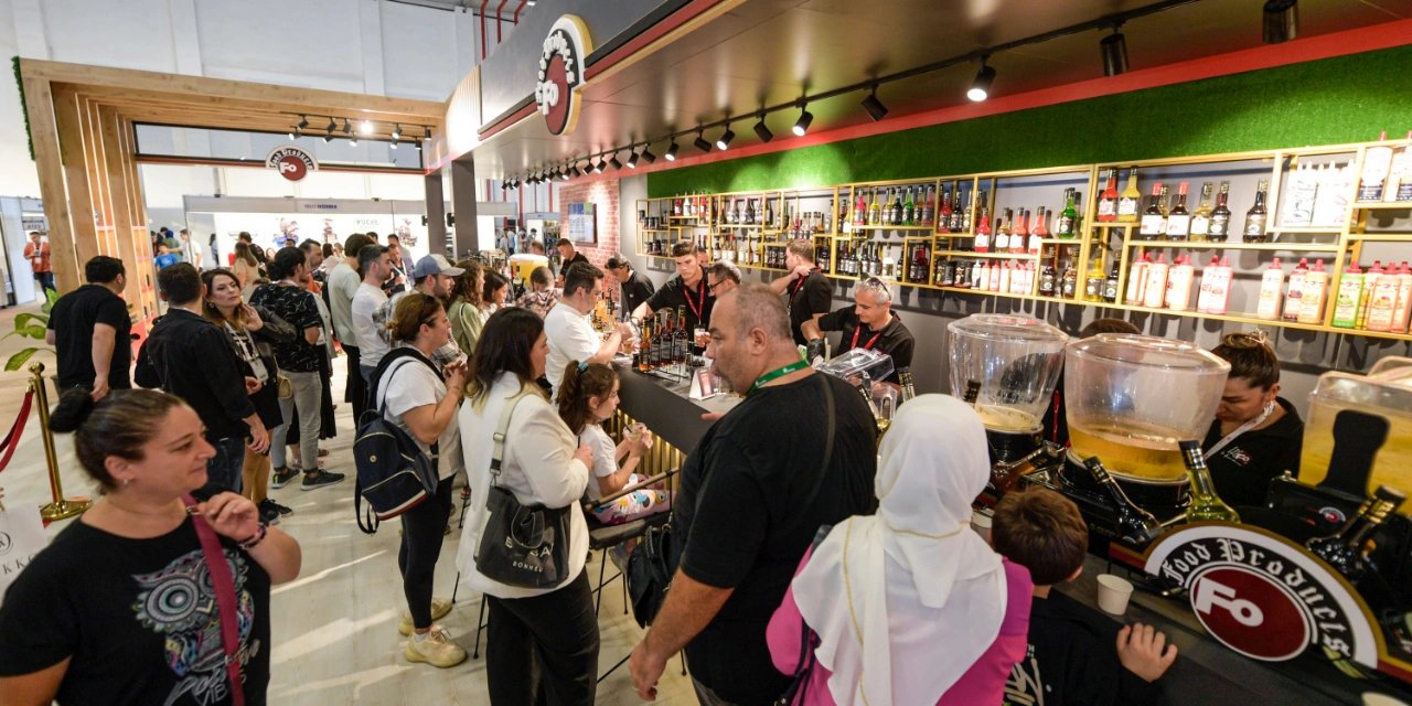 İzmir Kahve Fuarı’na yoğun ilgi