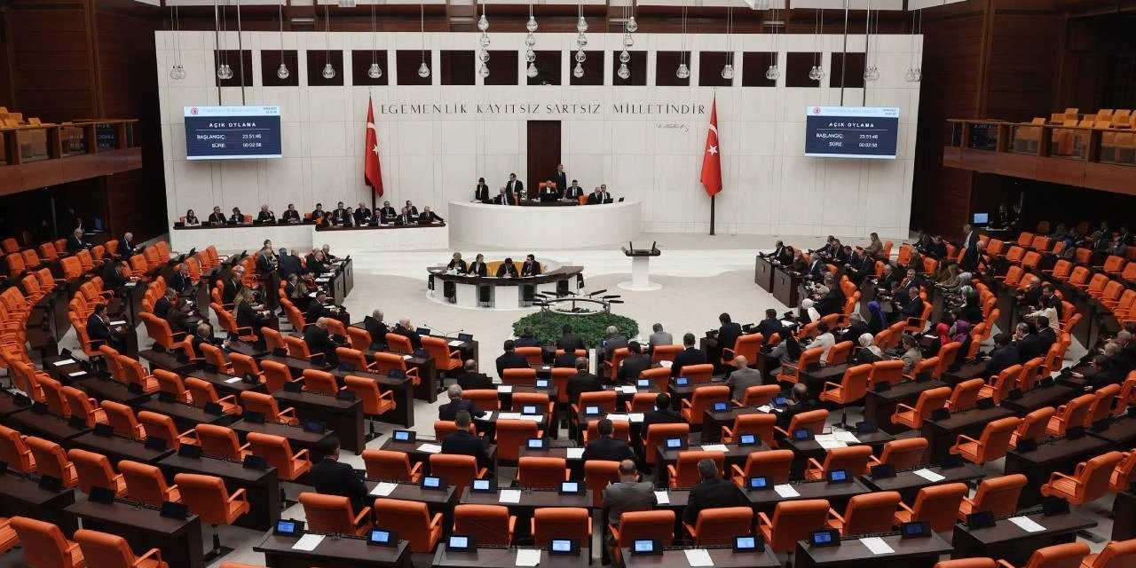 Meclis'te bu hafta: Kabine yemin edecek, TBMM Başkanı seçilecek