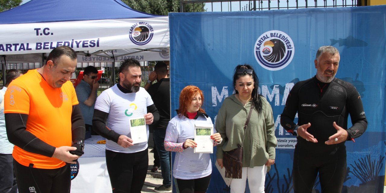 Kartal’da, Dalgıçlar Deniz Temizliği Yaptı