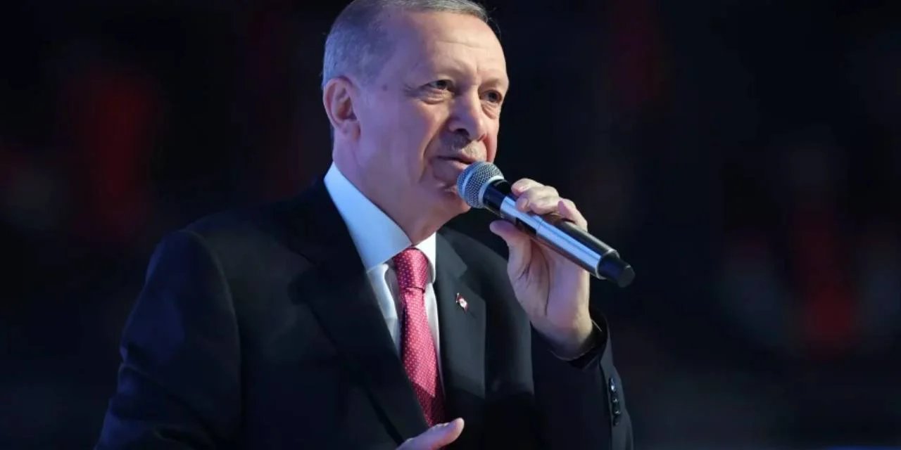 Erdoğan Yerel Seçimler İçin Düğmeye Bastı, Kurmaylarına "Büyükşehir" Talimatı Verdi