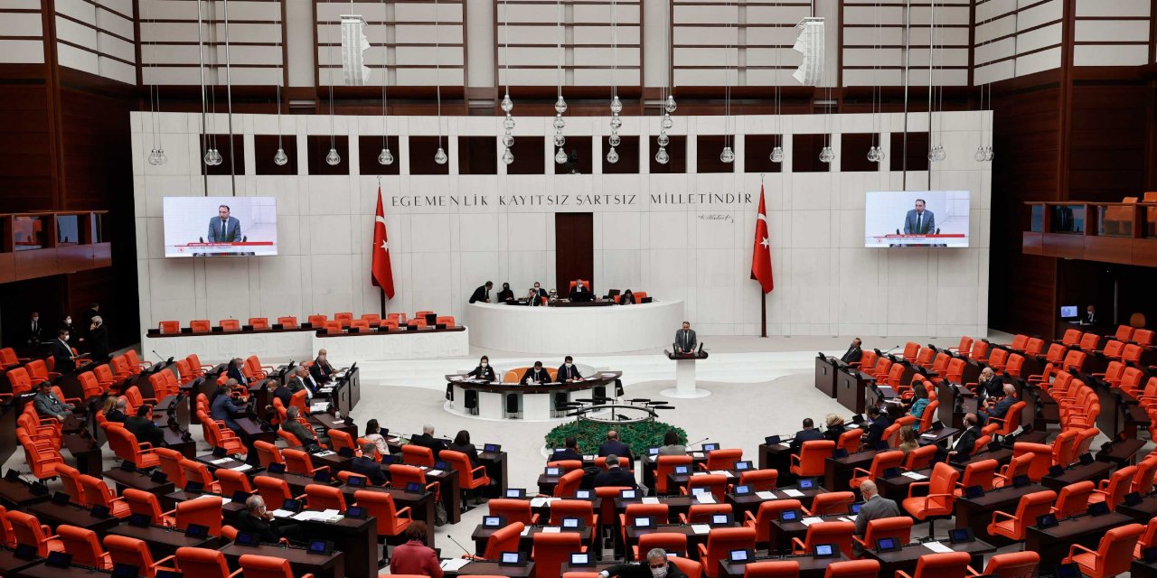 AKP'nin sandalye planı! Muhalefetten vekil transfer etmeye çalışılıyor