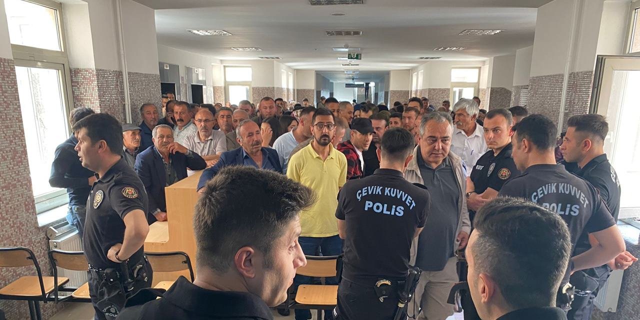 AKP'li başkanının darp edilmesinde tahliye yok: Muhtarların avukatından 'Robin Hood'lu savunma