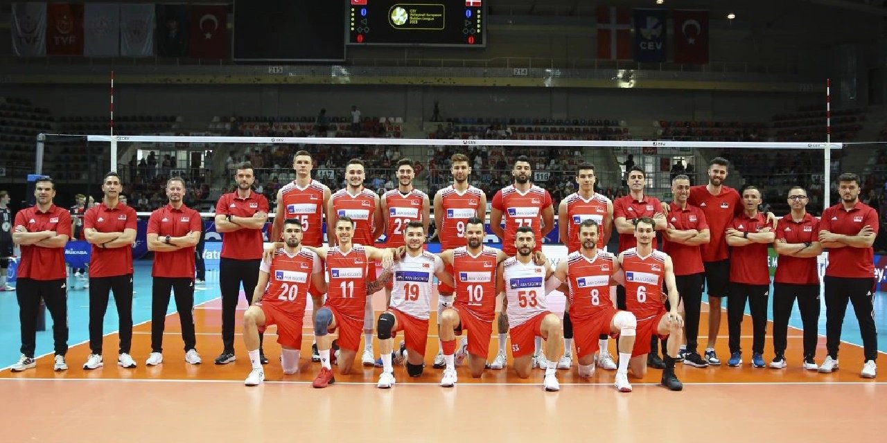 A Milli Erkek Voleybol Takımı'nın yarı final rakibi belli oldu!