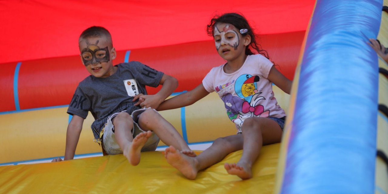 DİDİM’DE ÇOCUKLAR KARNELERİNİ MUHTEŞEM BİR FESTİVALLE KUTLADI