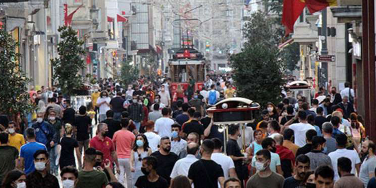 Bütçe altı ayda tepetaklak oldu: Aylık açık 220 milyar TL