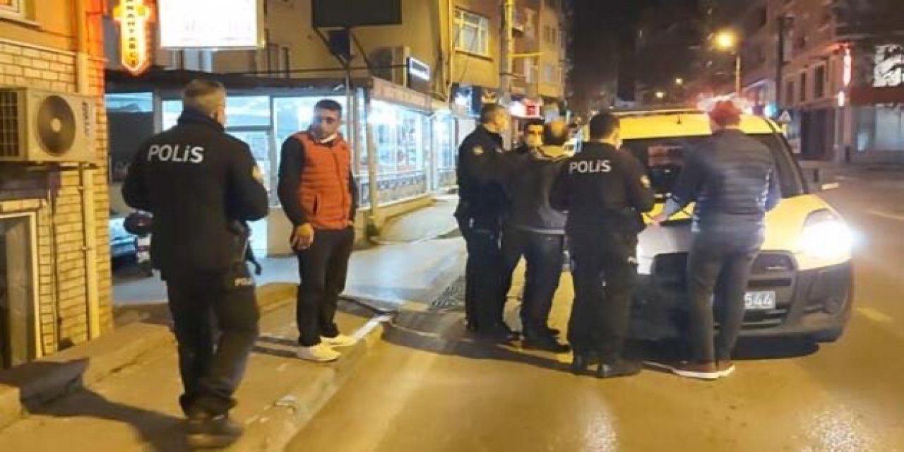 Yasağa rağmen sokağa çıktı, polisleri ve gazetecileri tehdit etti