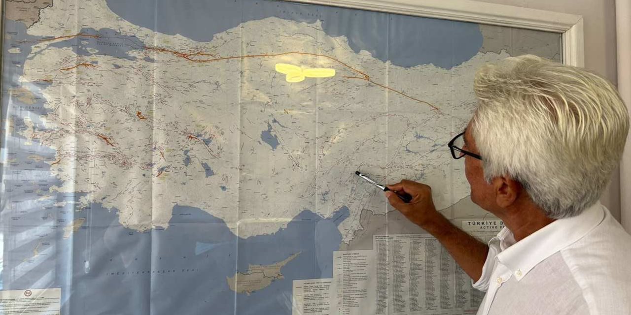 Sahada araştırma yapan Prof. Dr. Pampal: Savrun Fayı'nın kırılacağını gösterir emare yok