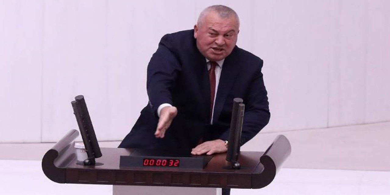 Cemal Enginyurt'tan tepki: 'Biz millet aç diyoruz sizin Diyanet İşleri Başkanı'nız 'Günaydın demeyin' diyor'