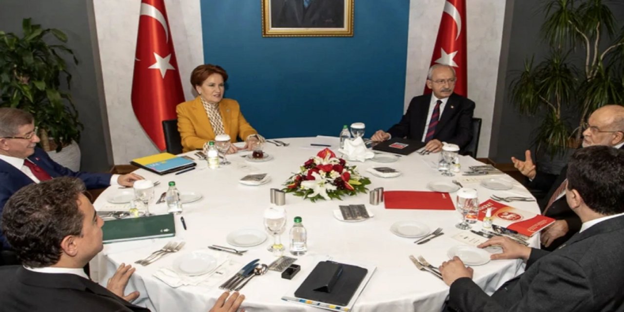 'Muhalefet için siyasetin sonu gelmedi, yeni fırsatlar var' dedi; tehlikeye karşı da uyardı