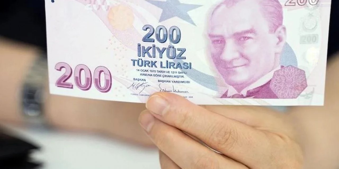ATM'lerde Yeni Dönem: Para Çekerken Dikkat!