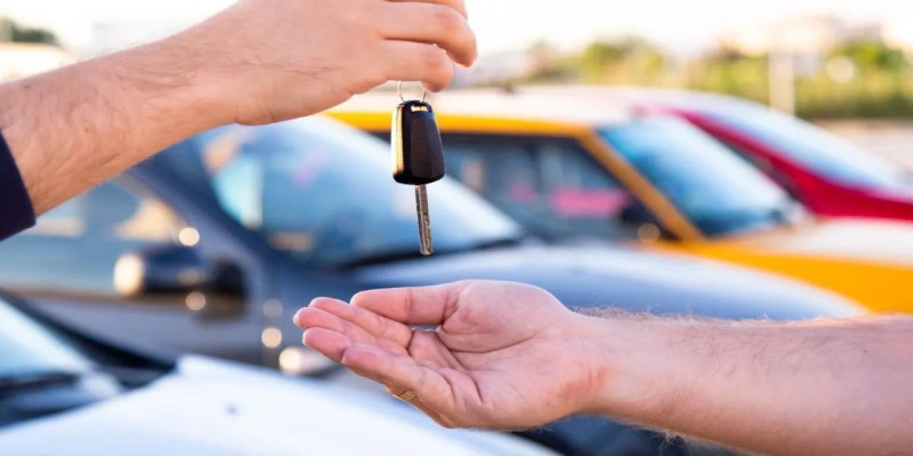 İkinci el otomobil fiyatları 2 yıl sonra düşüşe geçti