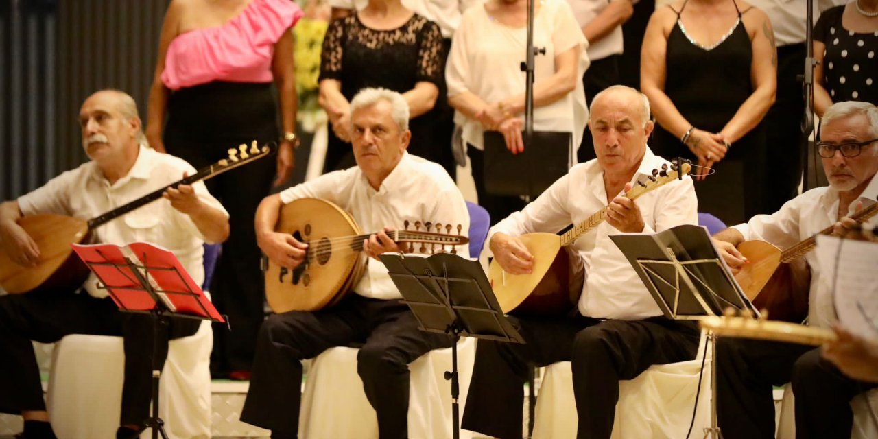 DİDİM TÜRKÜ GRUBU YAZ KONSERİ BÜYÜK BEĞENİ TOPLADI