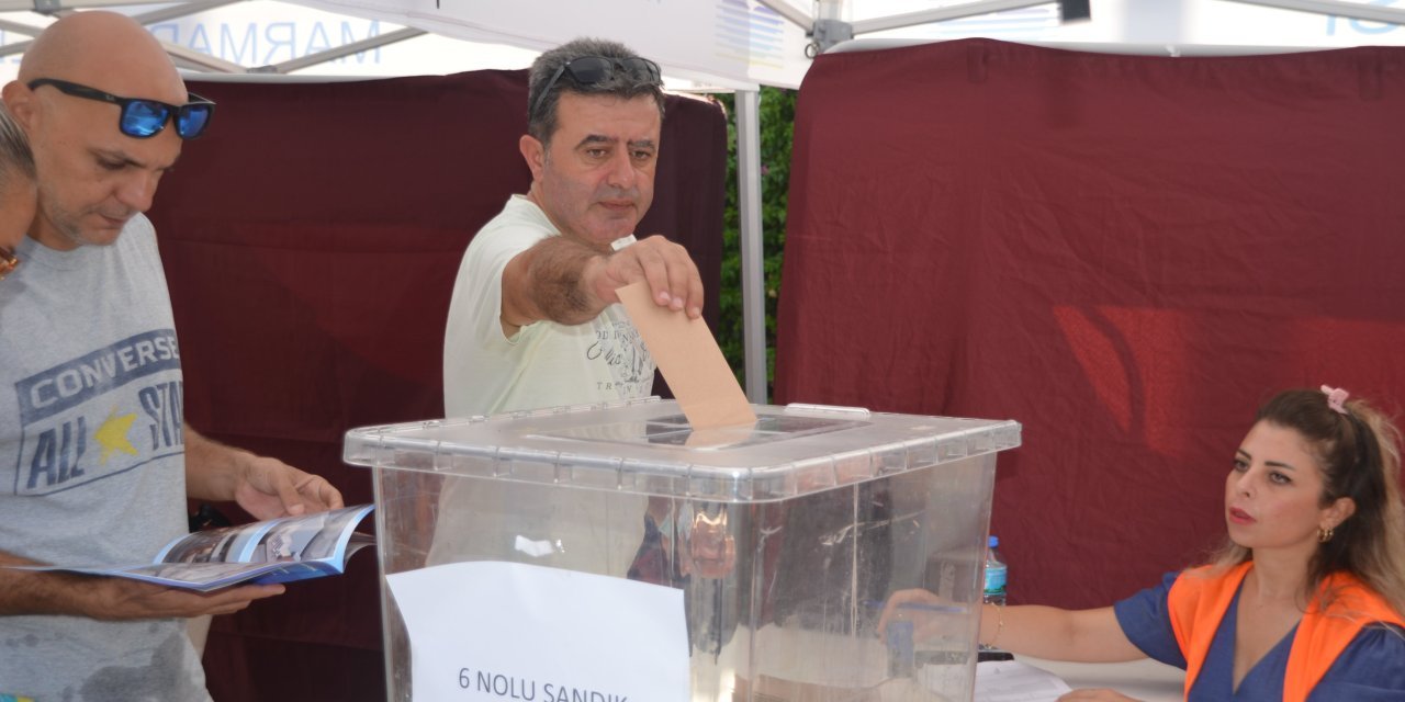 Marmarisliler referandumda kararı verdi: 'kiralık beton kent meydanı'na 'hayır'