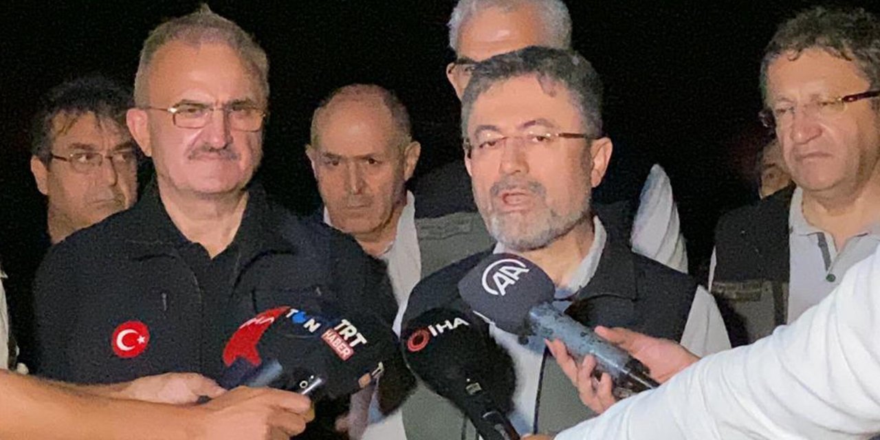 Bakan Yumaklı: Çanakkale'deki orman yangınında 1500 hektar alan etkilendi