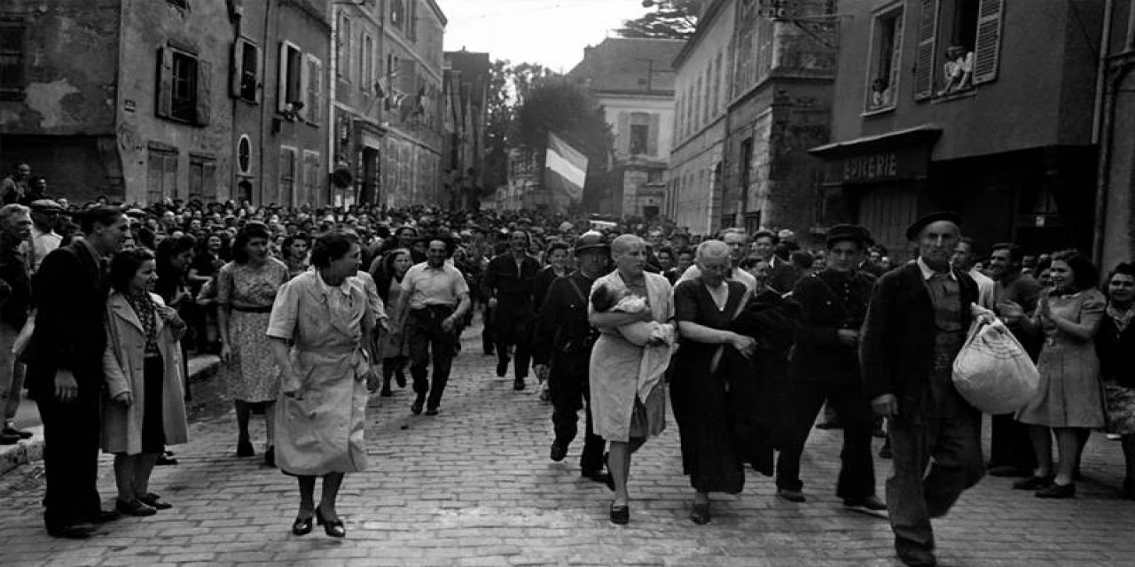 Ertuğrul Özkök: Bu fotoğrafta bir "hain" var dikkatle bakın ama göremeyeceksiniz