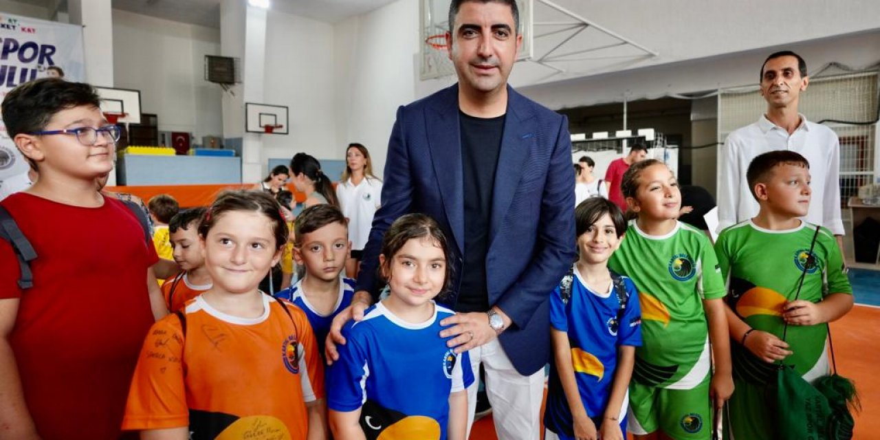 Kartal Belediyesi Yaz Spor Okulu 2. Dönem Mezunlarını Verdi