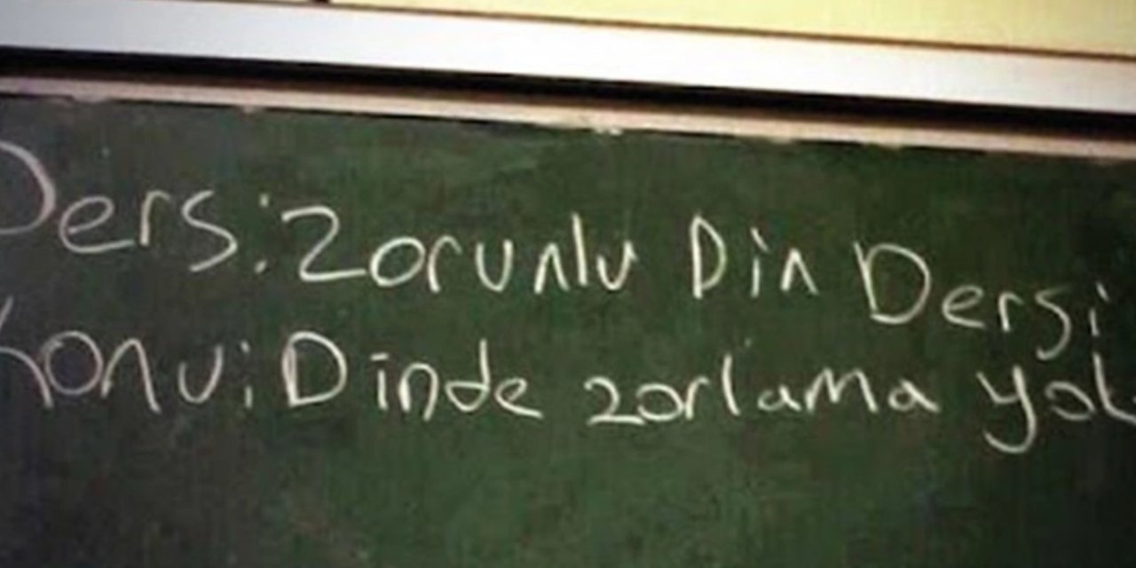 Yabancı dillerle ilgili seçmeli dersler kaldırıldı, din dersi sayısı 16 saate yükseldi