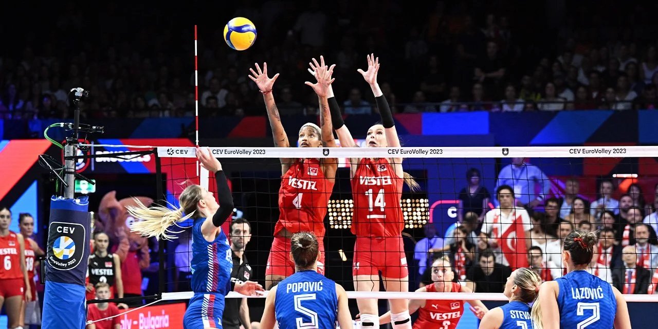 Seküler kadınların zaferi! Sadece Sırbistan’ı değil, yobazlığı da yendiler