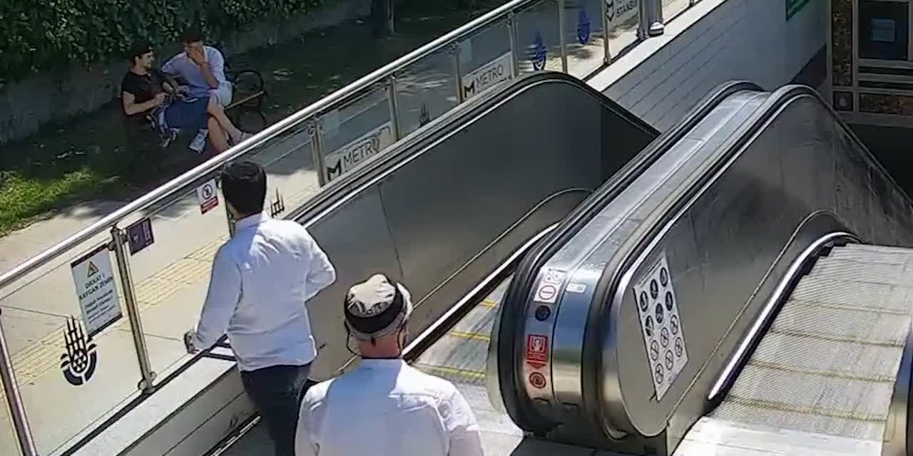 Kemal Kılıçdaroğlu: Bir skandal arıyorsanız, kendi belediyelerinizin çöplüğe çevirdiği ilçelere bakın